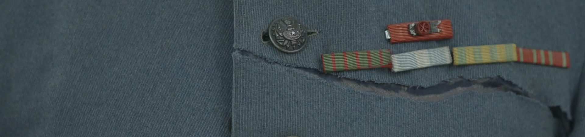 Photo illustratrice de l'année 1914 : Le drap bleu horizon pour uniformes de guerre